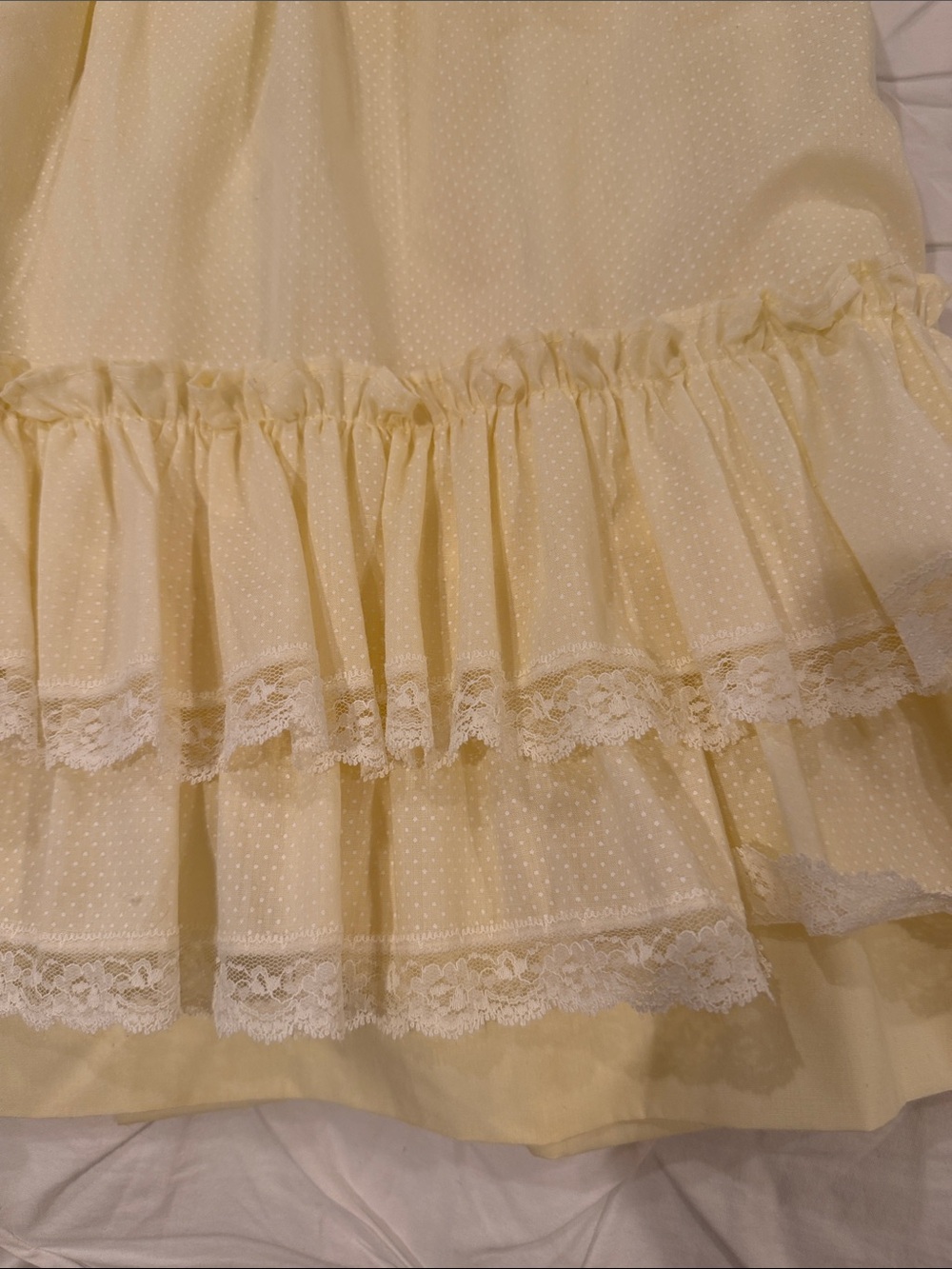 Bryan Sweet Yellow Layered Lace  Dress Size 6 - Picture 4 of 10